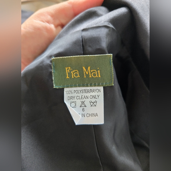 Fia Mai Three Piece Black Suit Boys 6 - Picture 4 of 5